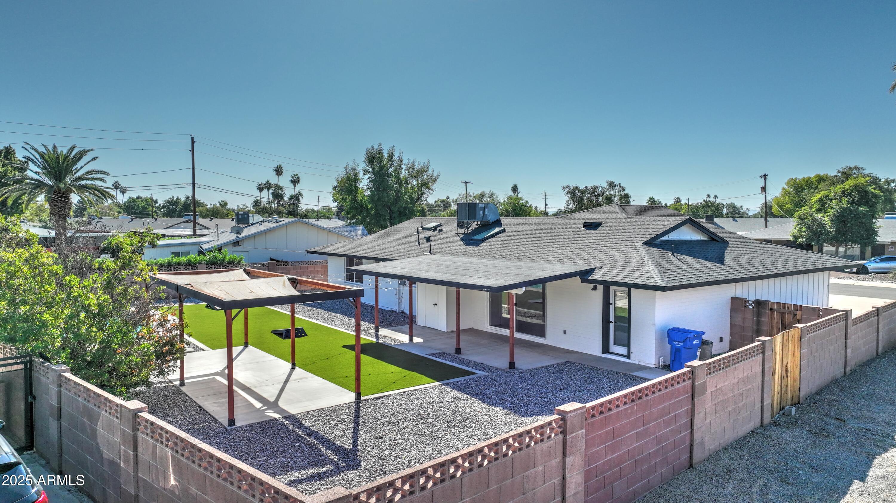 8829 North 17th Avenue Phoenix, AZ 85021 - Photo 34 of 38 30