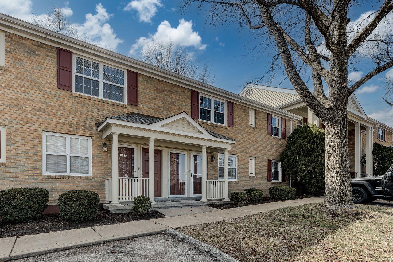 8834 Eager Road St. Louis, MO 63144 - Photo 1 of 22 Gallery Image 1