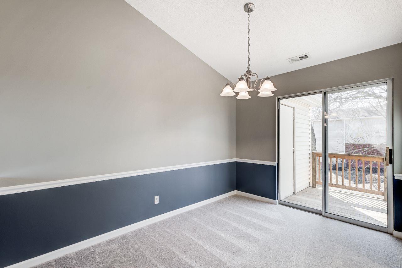 8834 Eager Road St. Louis, MO 63144 - Photo 5 of 22 Gallery Image 5