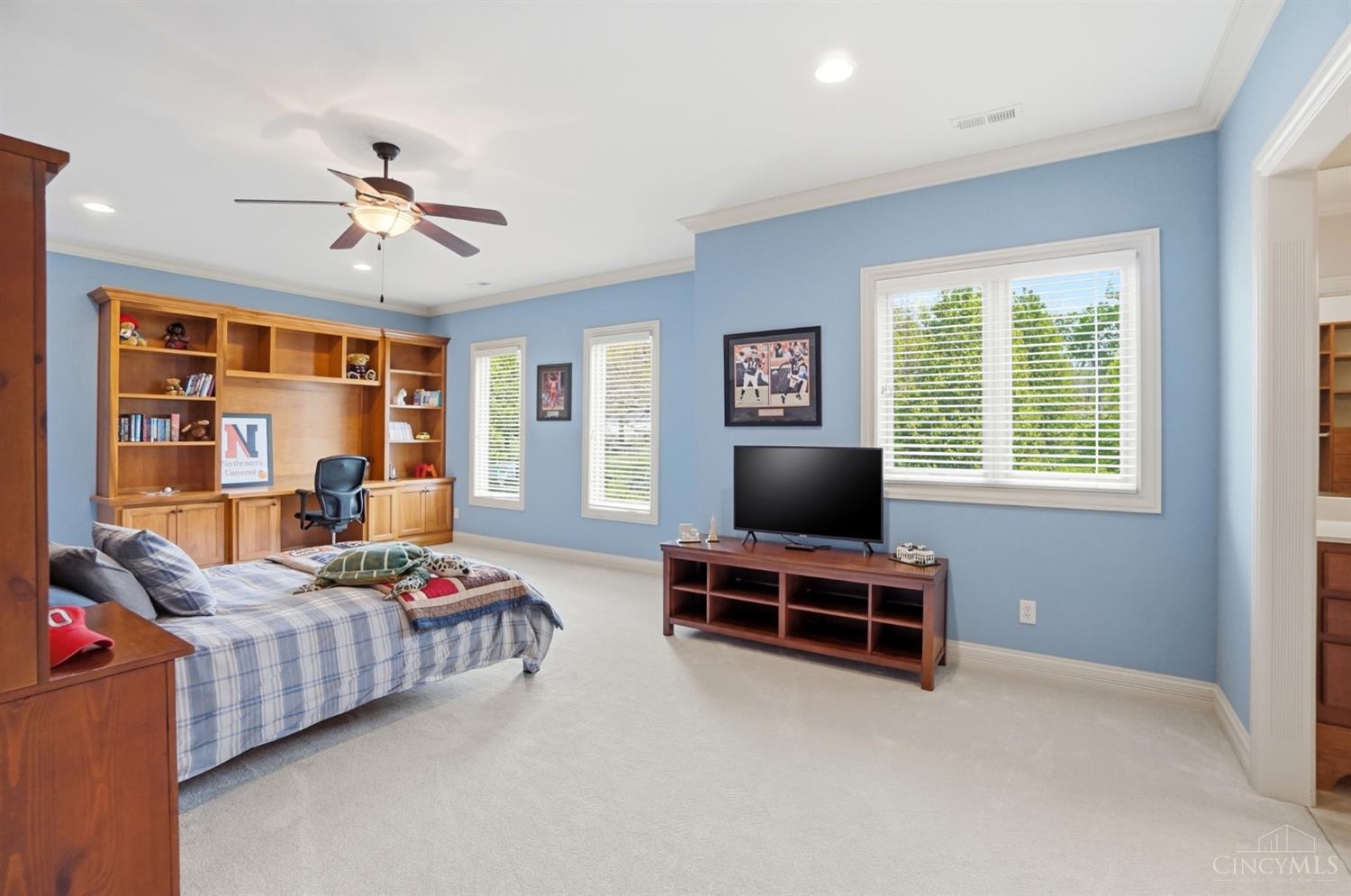 4535 Drake Road Cincinnati, OH 45243 - Photo 49 of 96