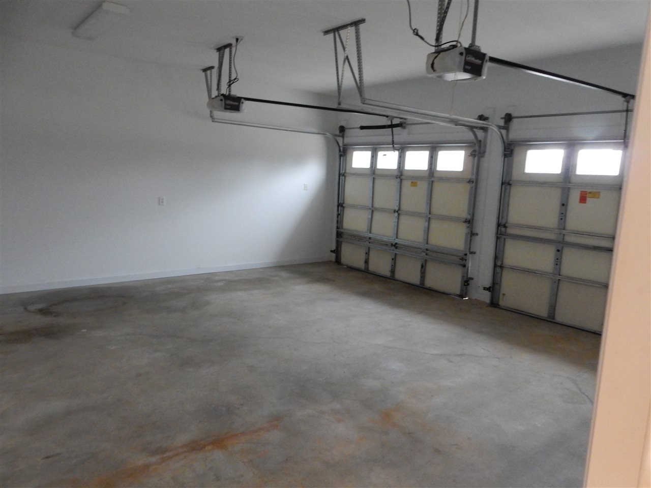 8831 Gale Rowe Lane Fairhope, AL 36532 - Photo 31 of 32 Garage