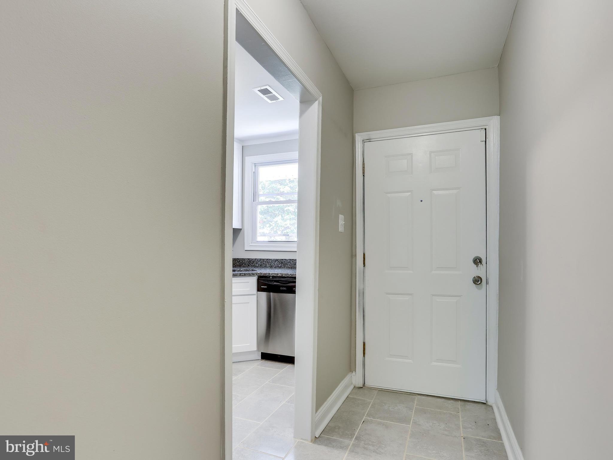 7631 Greenleaf Road Landover, MD 20785 - Photo 2 of 30 Interior (General)