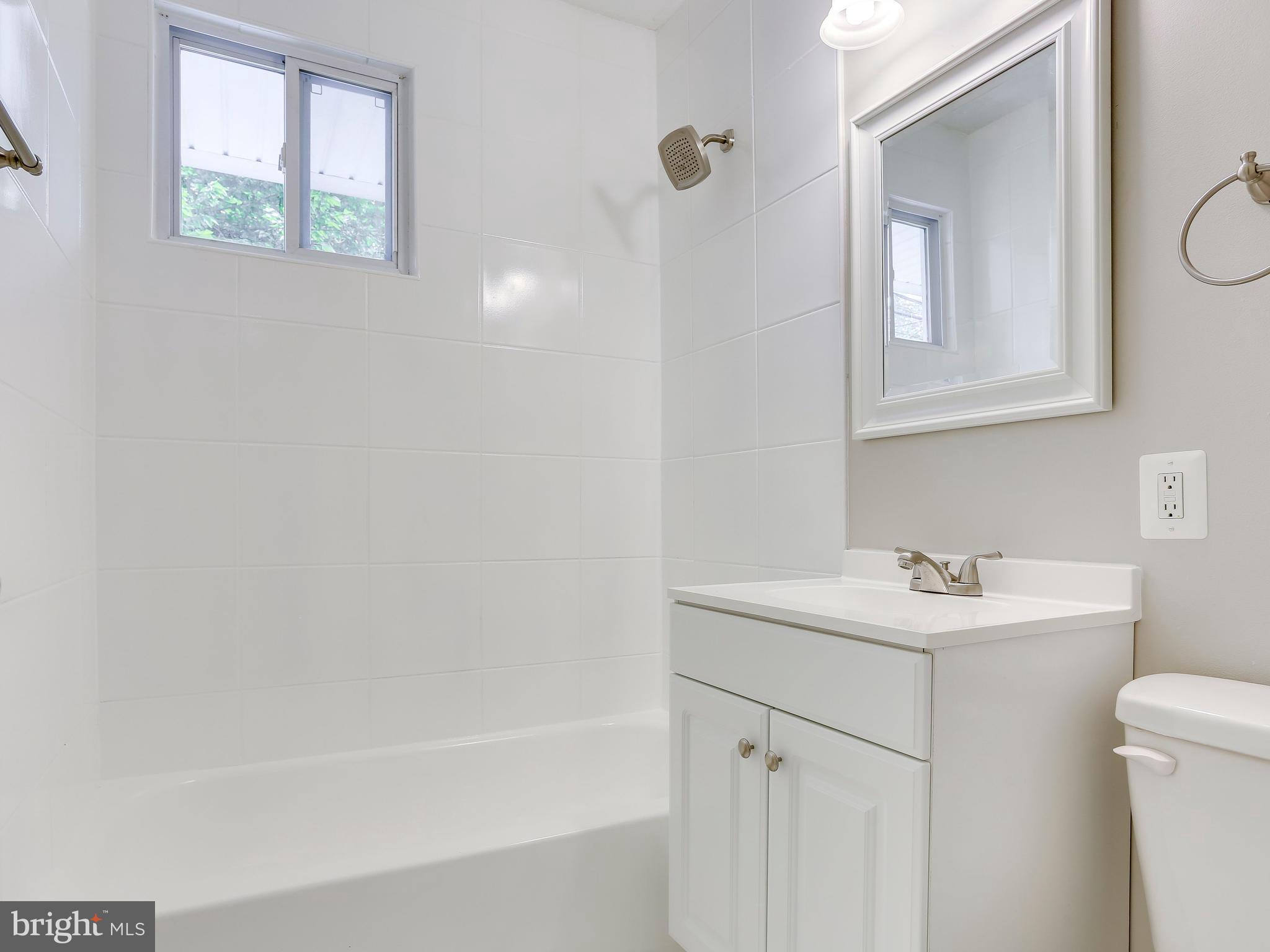 7631 Greenleaf Road Landover, MD 20785 - Photo 23 of 30 Bath