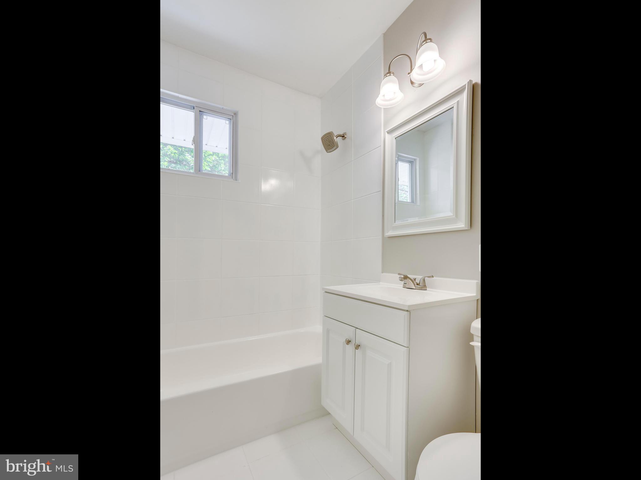7631 Greenleaf Road Landover, MD 20785 - Photo 24 of 30 Bath