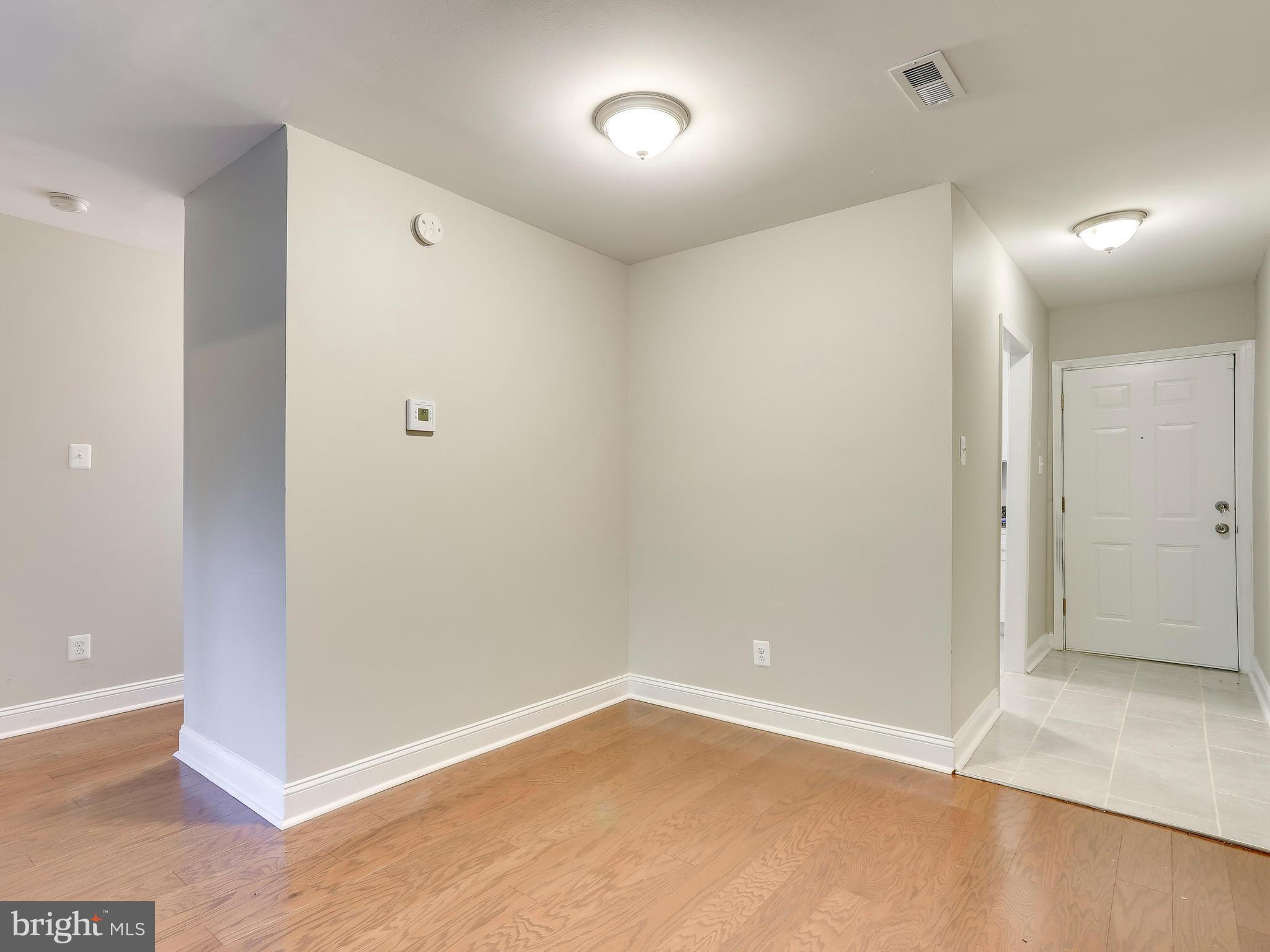 7631 Greenleaf Road Landover, MD 20785 - Photo 9 of 30 Living Room