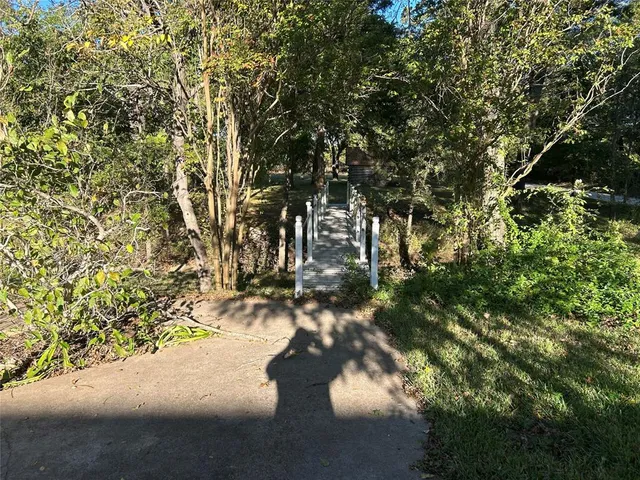 $1,350 | 223 County Road 3630, Clifton, TX 76634