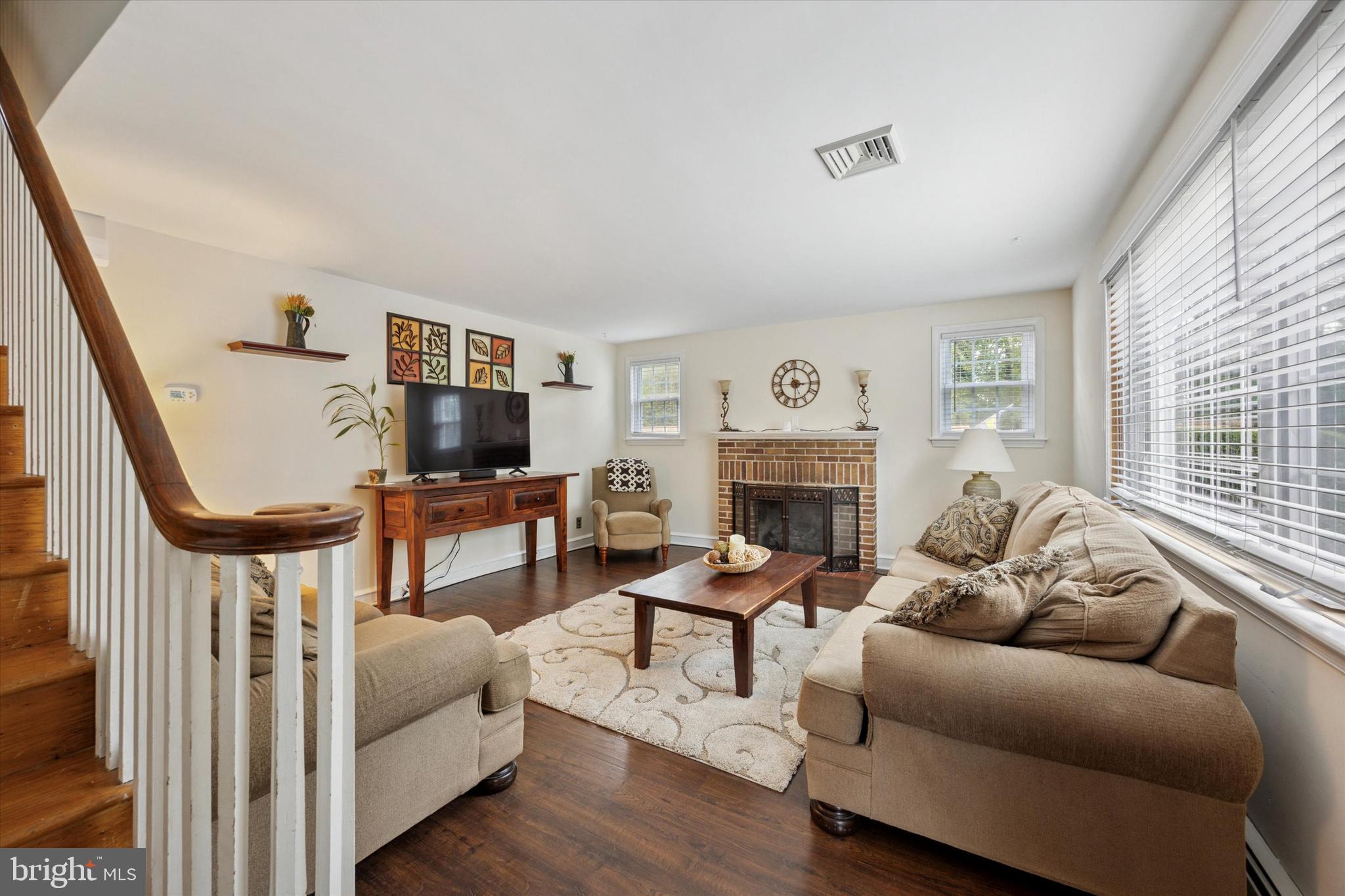 1581 Heather Road Huntingdon Valley, PA 19006 - Photo 4 of 35 Formal Living Room