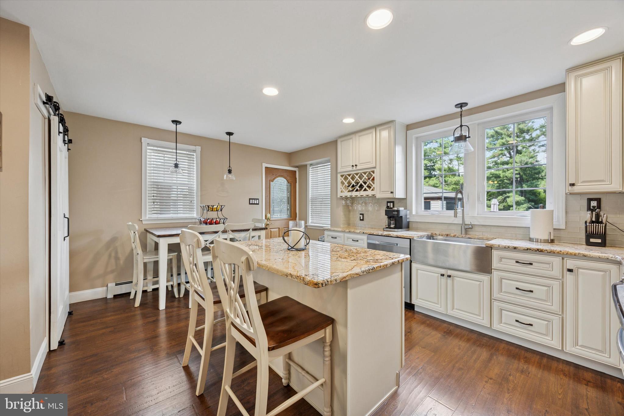 1581 Heather Road Huntingdon Valley, PA 19006 - Photo 8 of 35 Kitchen