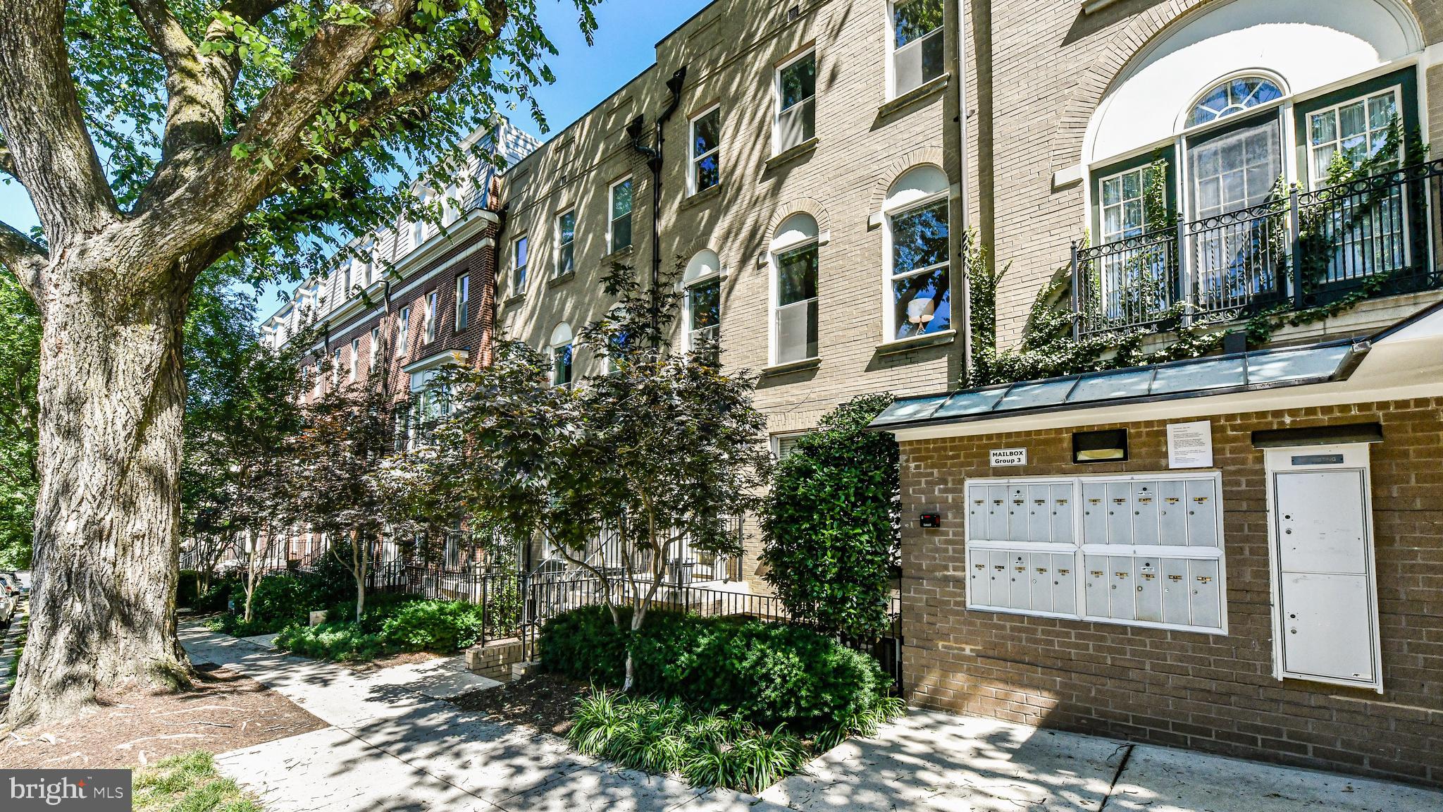 1911 Belmont Road Northwest, Unit 72 Washington, DC 20009 - Photo 3 of 36 Gallery Image 3