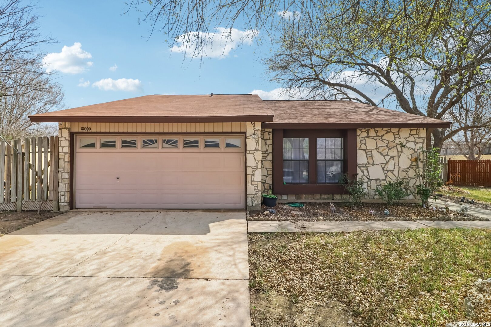 10000 Trout Ridge Drive Converse, TX 78109 - Photo 1 of 32