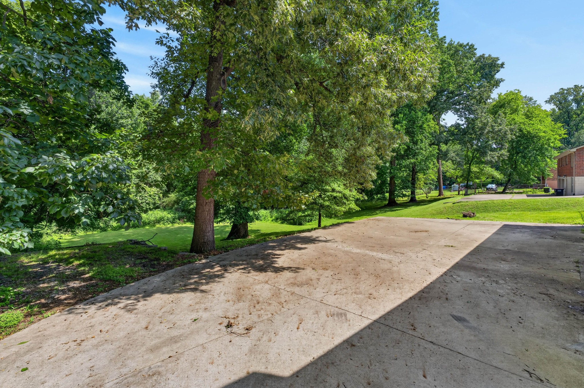 807 Pollard Road Clarksville, TN 37042 - Photo 32 of 36