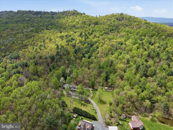 $435,000 | 477 Blackberry Lane, McConnellsburg, PA 17233