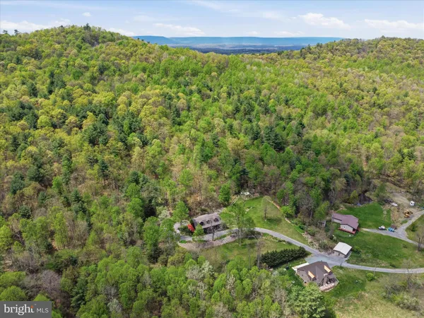 $435,000 | 477 Blackberry Lane, McConnellsburg, PA 17233