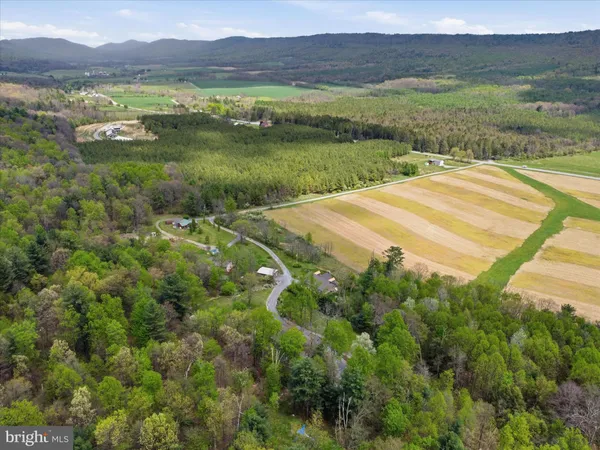 $435,000 | 477 Blackberry Lane, McConnellsburg, PA 17233