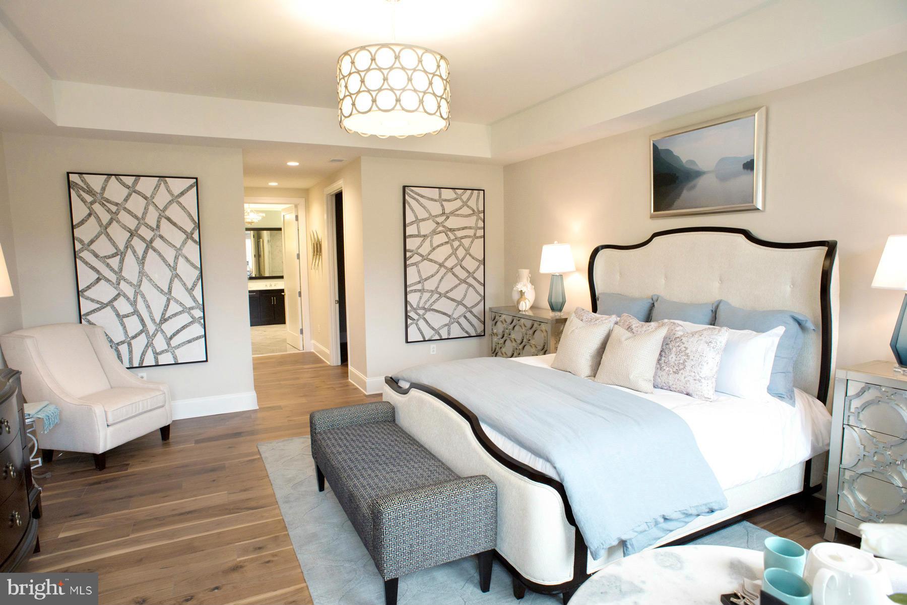 8121 River Road, Unit 442 Bethesda, MD 20817 - Photo 18 of 30 Bedroom (Master)