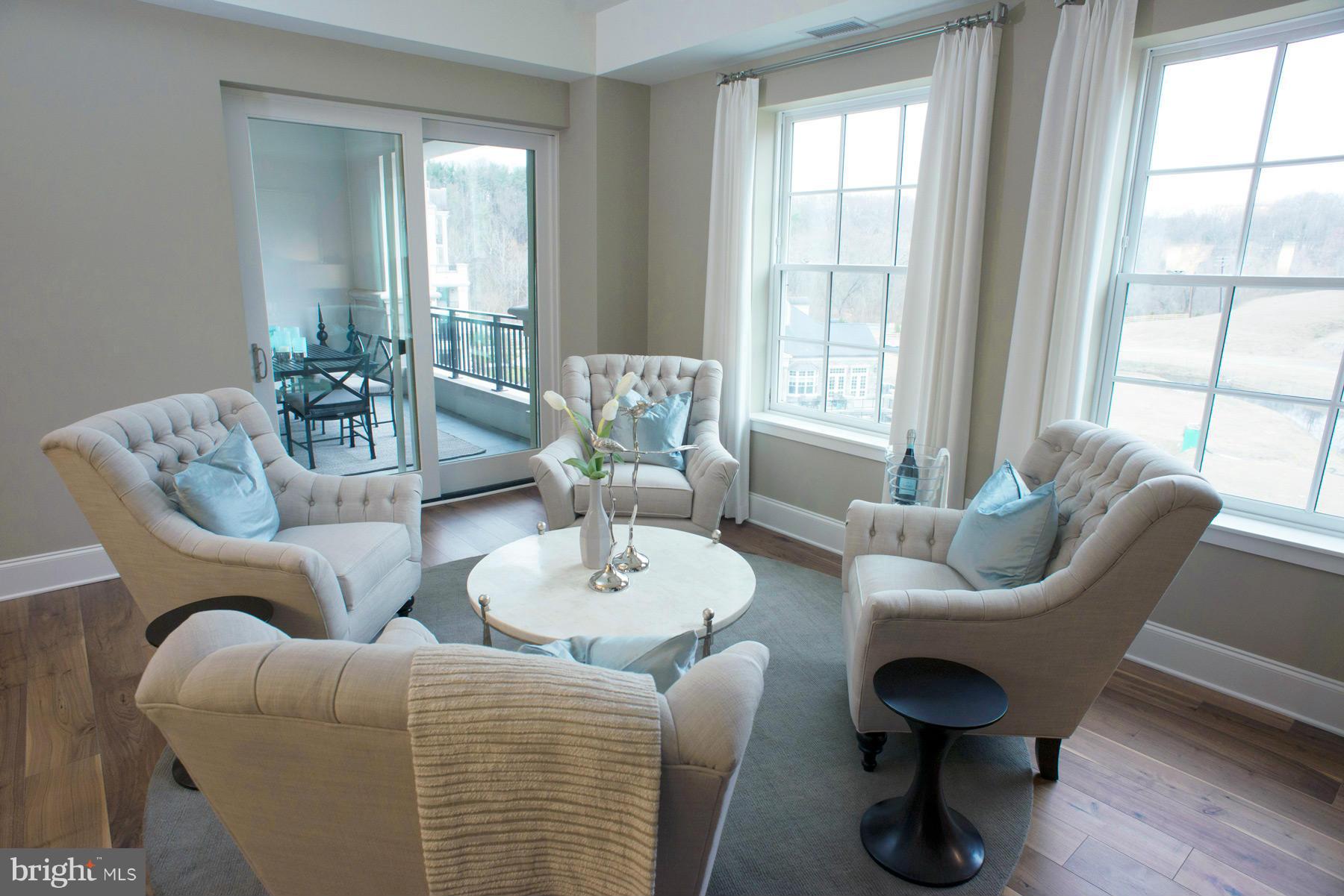 8121 River Road, Unit 442 Bethesda, MD 20817 - Photo 23 of 30 Family Room