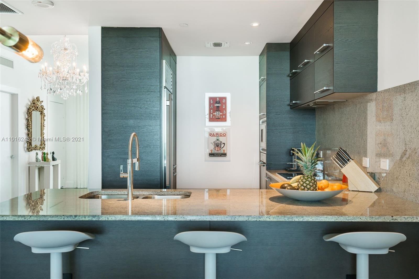 900 Biscayne Boulevard, Unit 3609 Miami, FL 33132 - Photo 12 of 35