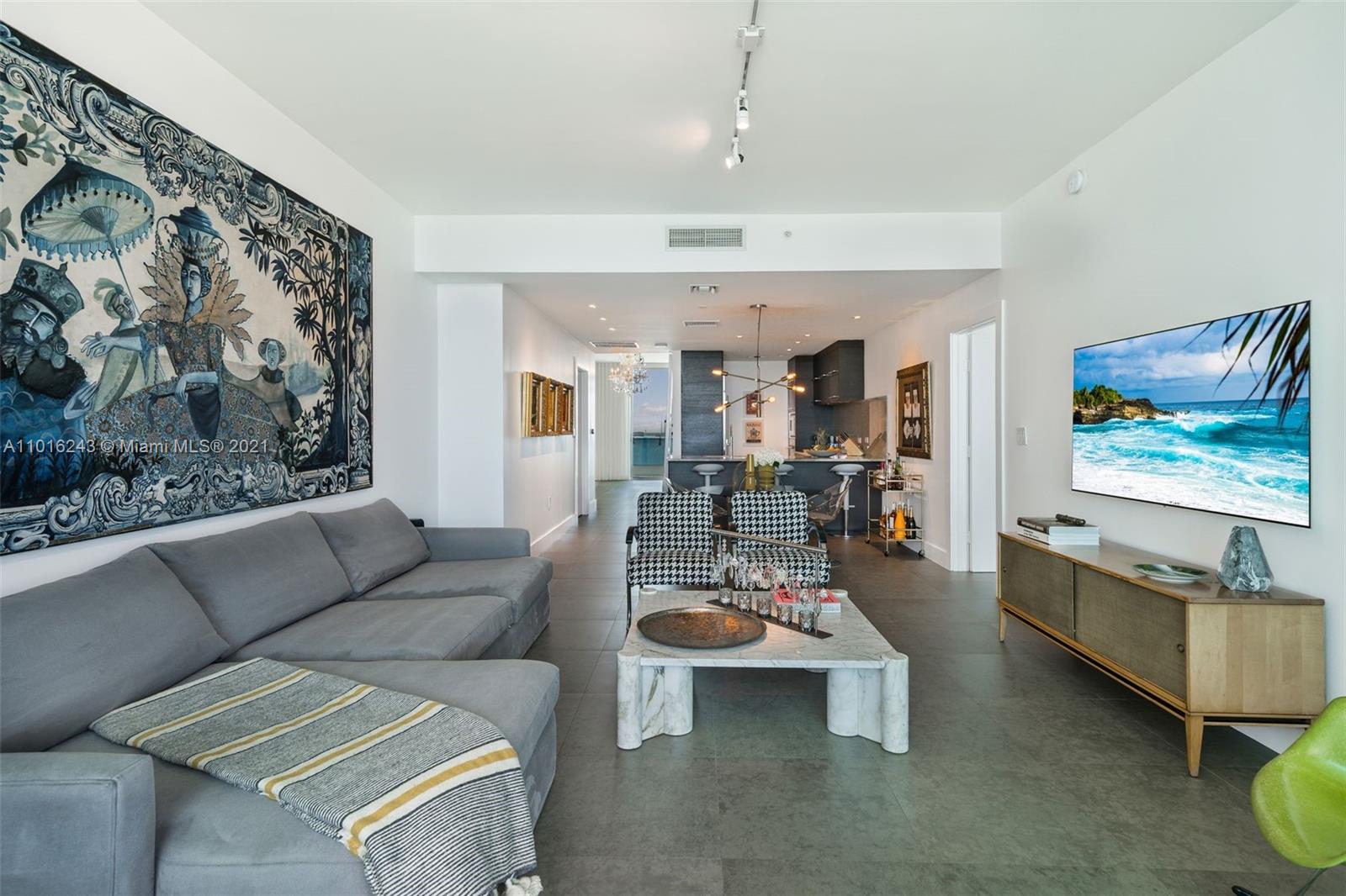 900 Biscayne Boulevard, Unit 3609 Miami, FL 33132 - Photo 25 of 35