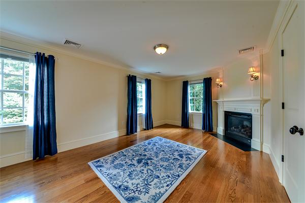 29 Edmunds Road Wellesley, MA 02481 - Photo 21 of 30