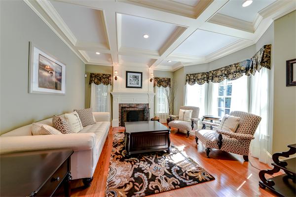 29 Edmunds Road Wellesley, MA 02481 - Photo 6 of 30