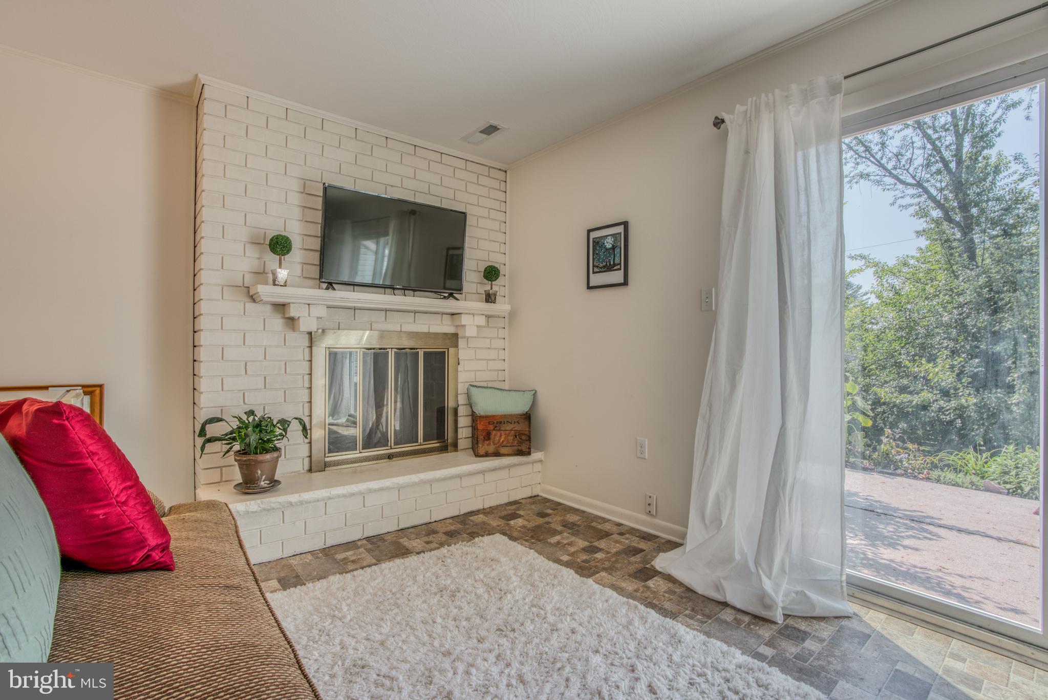 235 East Timonium Road Lutherville-Timonium, MD 21093 - Photo 19 of 40 Family Room