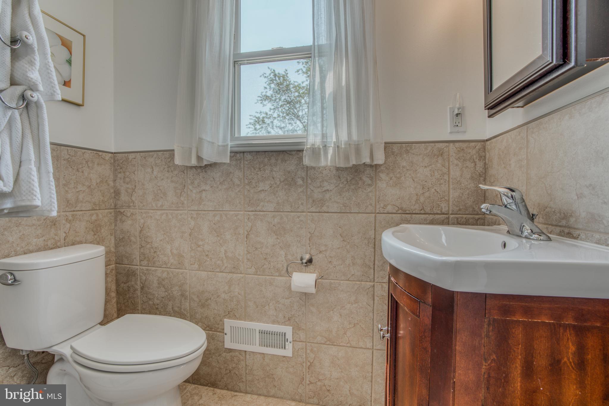 235 East Timonium Road Lutherville-Timonium, MD 21093 - Photo 28 of 40 Master Bathroom