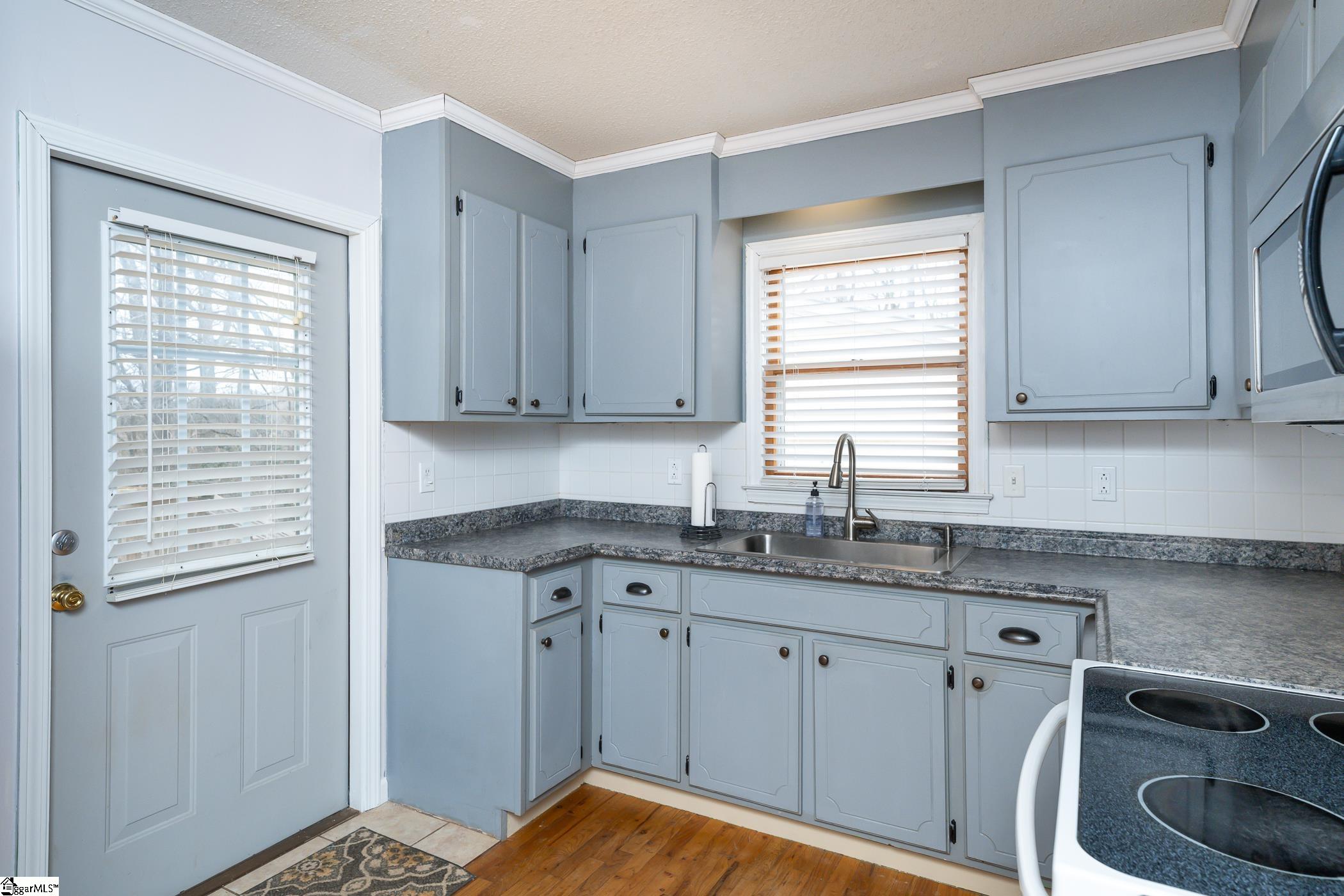 917 Whitten Road Anderson, SC 29621 - Photo 10 of 46