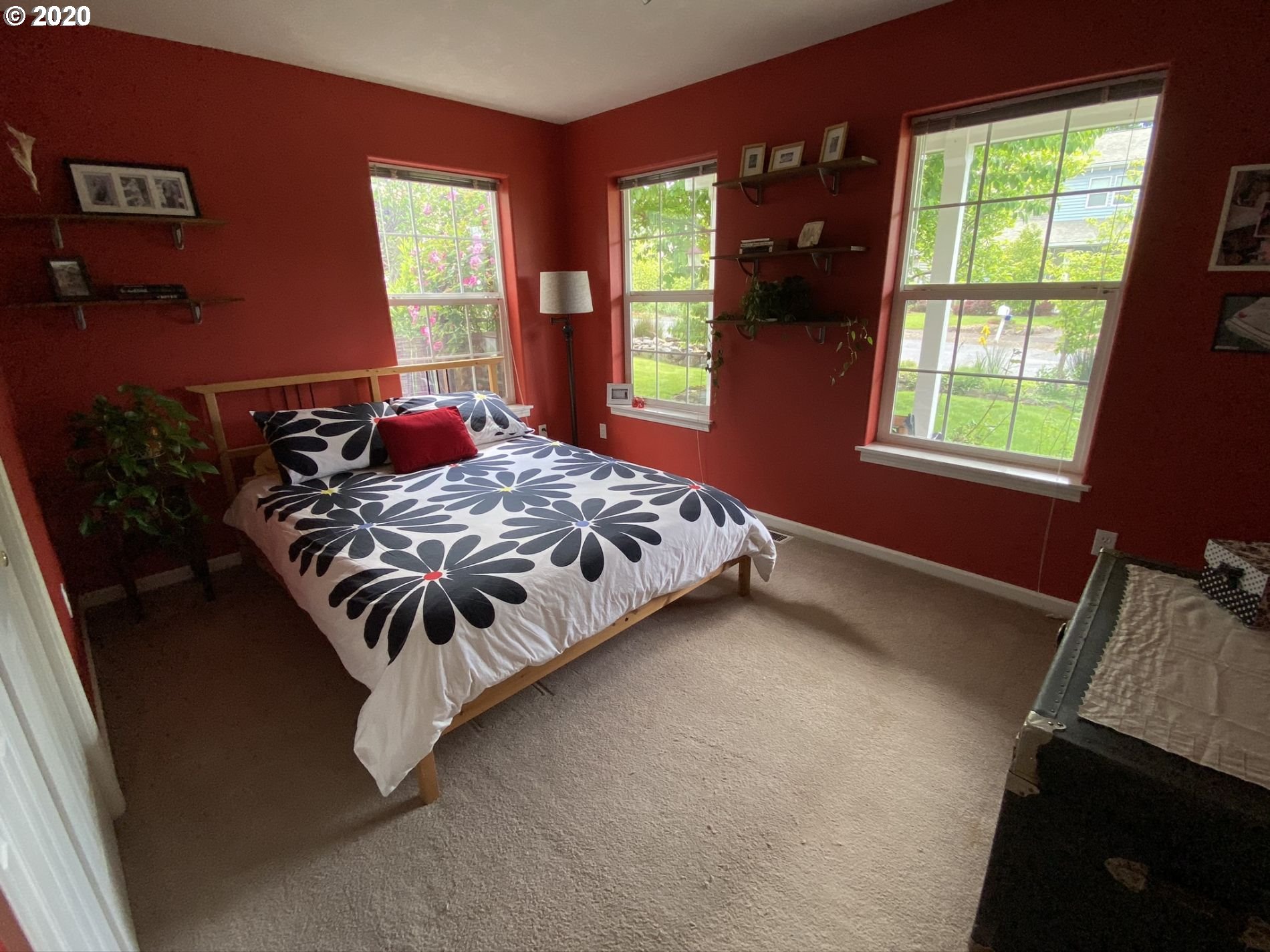 677 Parsons Road Hood River, OR 97031 - Photo 12 of 16 Gallery Image 12