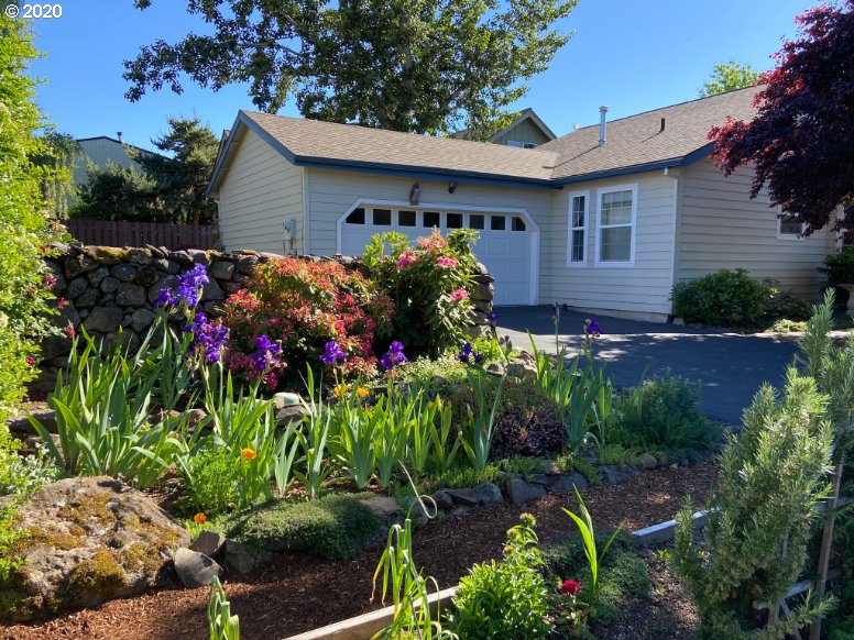 677 Parsons Road Hood River, OR 97031 - Photo 4 of 16 Gallery Image 4