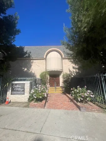 $394,000 | 17105 West Roscoe Boulevard, Unit 9, Northridge, CA 91325