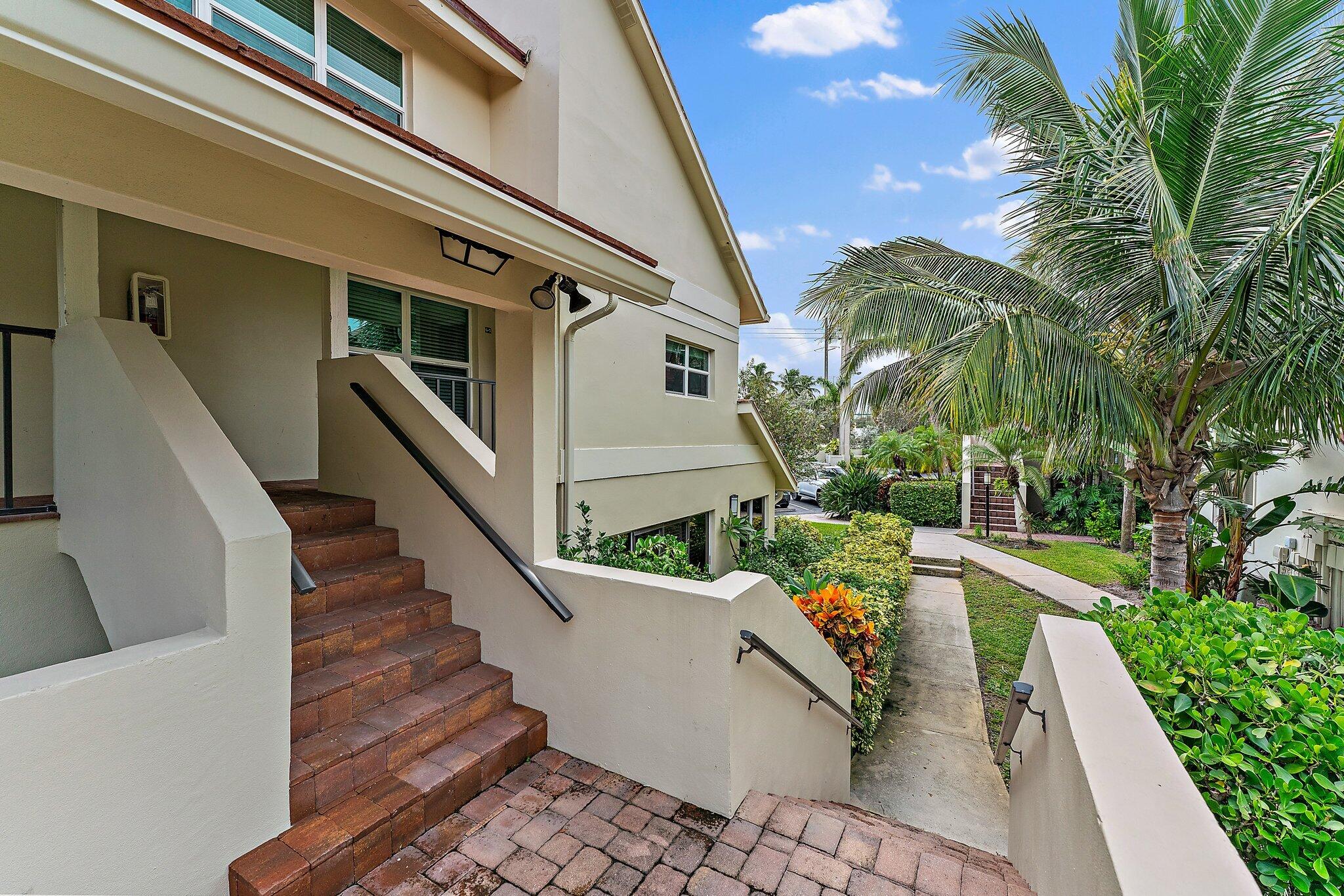 4161 U.S. Highway 1, Unit G3 Jupiter, FL 33477 - Photo 6 of 71 a view of entryway with a front door