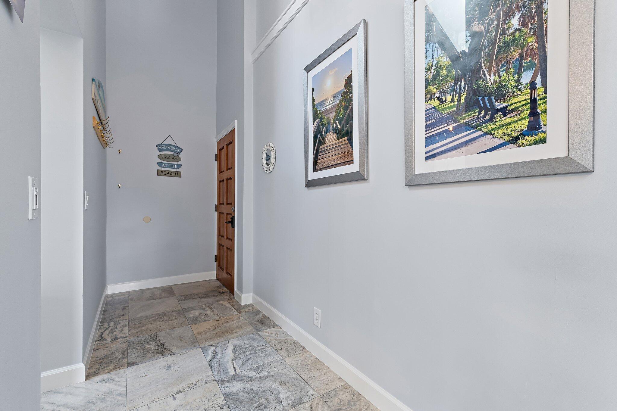 4161 U.S. Highway 1, Unit G3 Jupiter, FL 33477 - Photo 8 of 71 Foyer