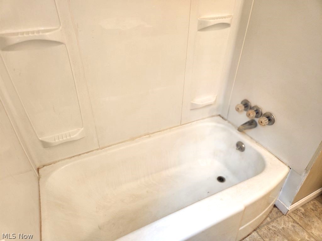 3611 Randolph Road Cleveland Heights, OH 44121 - Photo 14 of 26