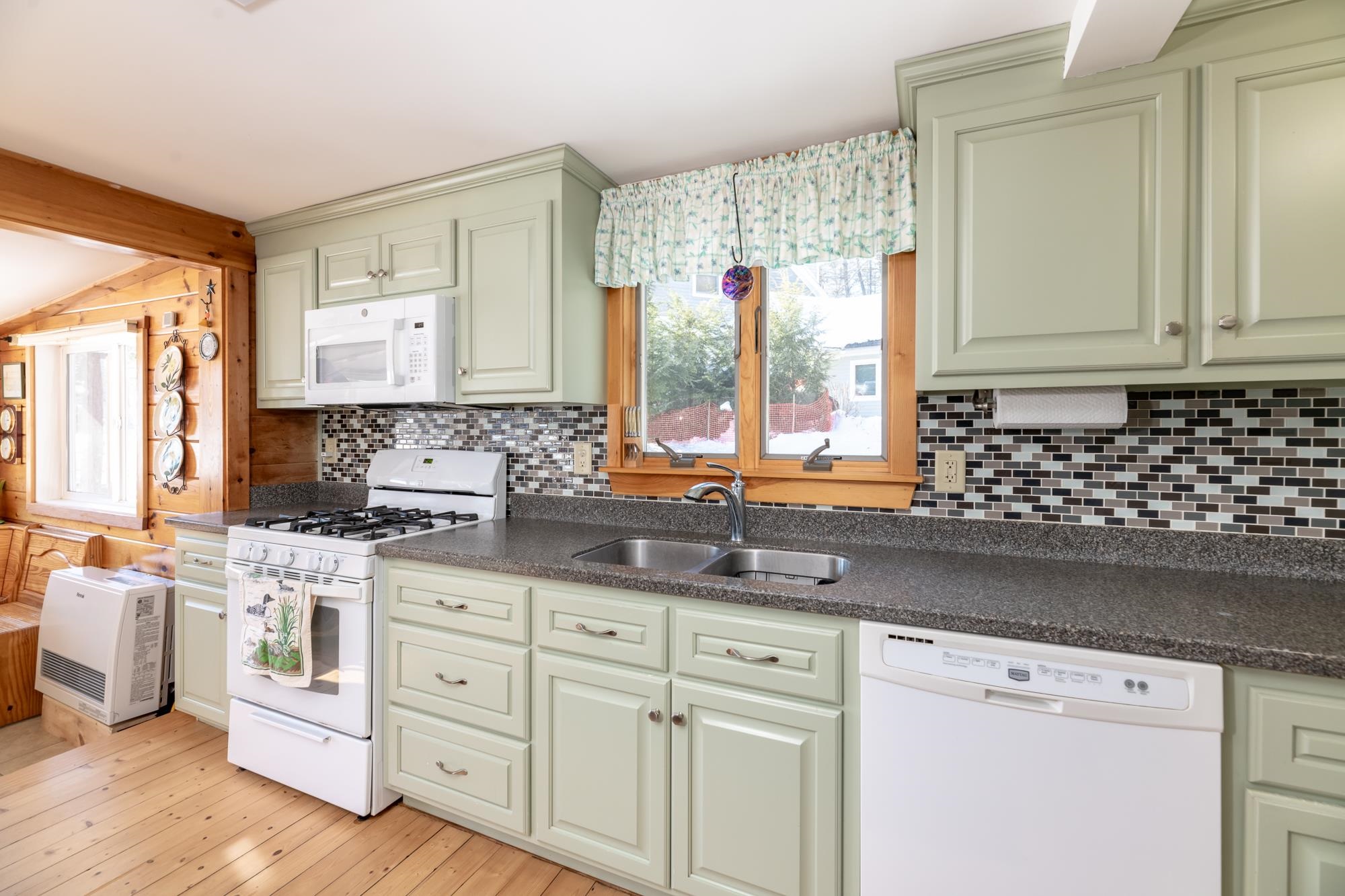 18 Chicadee Lane Meredith, NH 03253 - Photo 23 of 45