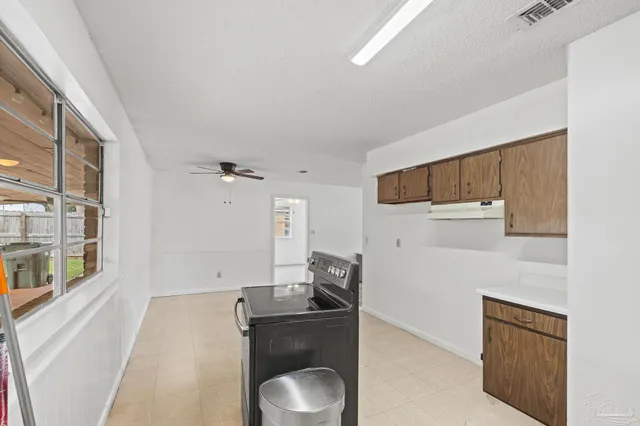 $199,900 | 7115 Peninsula Drive, Pensacola, FL 32526