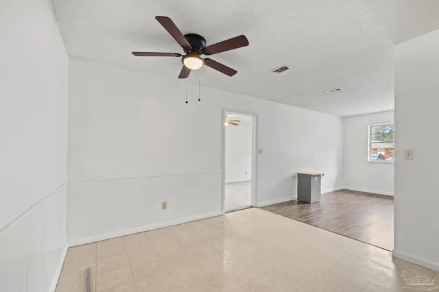 $199,900 | 7115 Peninsula Drive, Pensacola, FL 32526