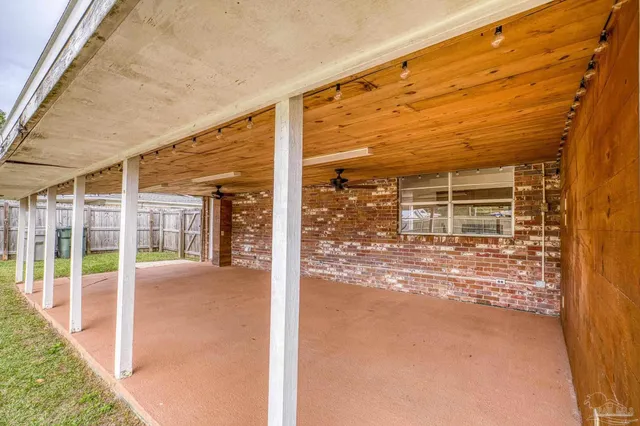 $199,900 | 7115 Peninsula Drive, Pensacola, FL 32526