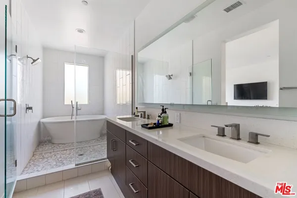 $6,700 | 1902 Liberty Court, Los Angeles, CA 90026