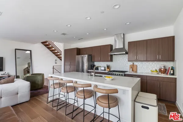 $6,700 | 1902 Liberty Court, Los Angeles, CA 90026