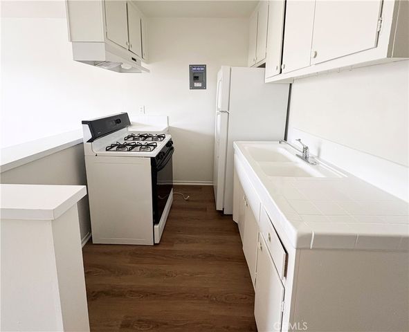 $1,545 | 3920 Marathon Street, Unit 9, Los Angeles, CA 90029