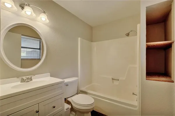 $350,000 | 110 Skyview Terrace, Leander, TX 78641