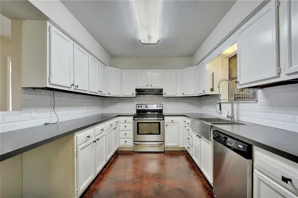 $350,000 | 110 Skyview Terrace, Leander, TX 78641