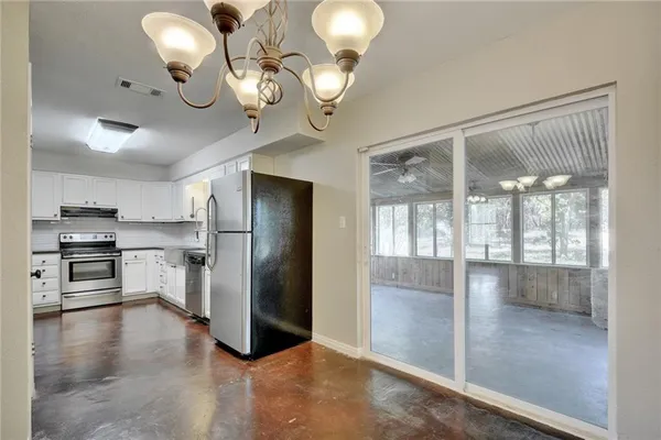 $350,000 | 110 Skyview Terrace, Leander, TX 78641