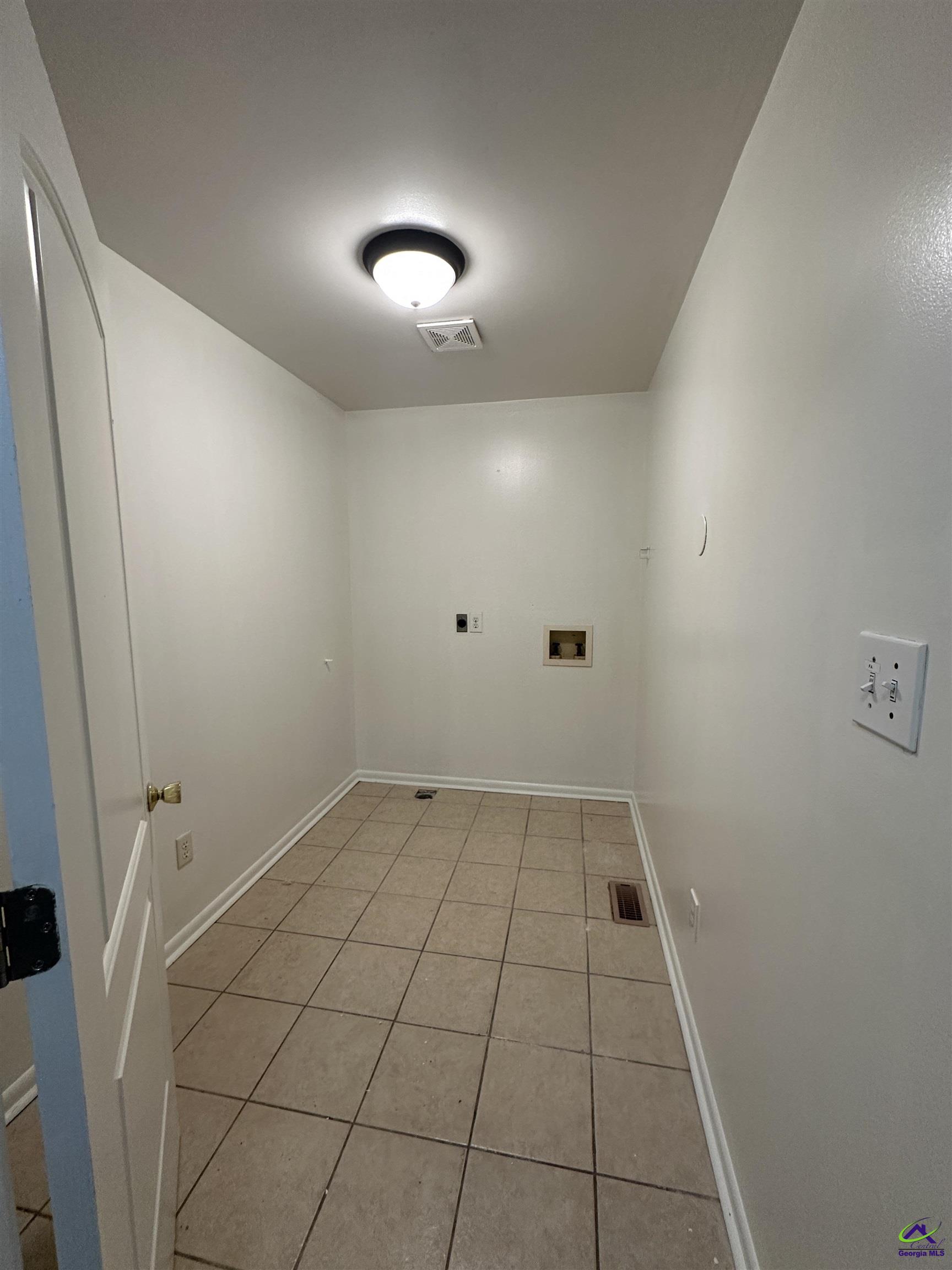124 Glen Oaks Road Perry, GA 31069 - Photo 7 of 14