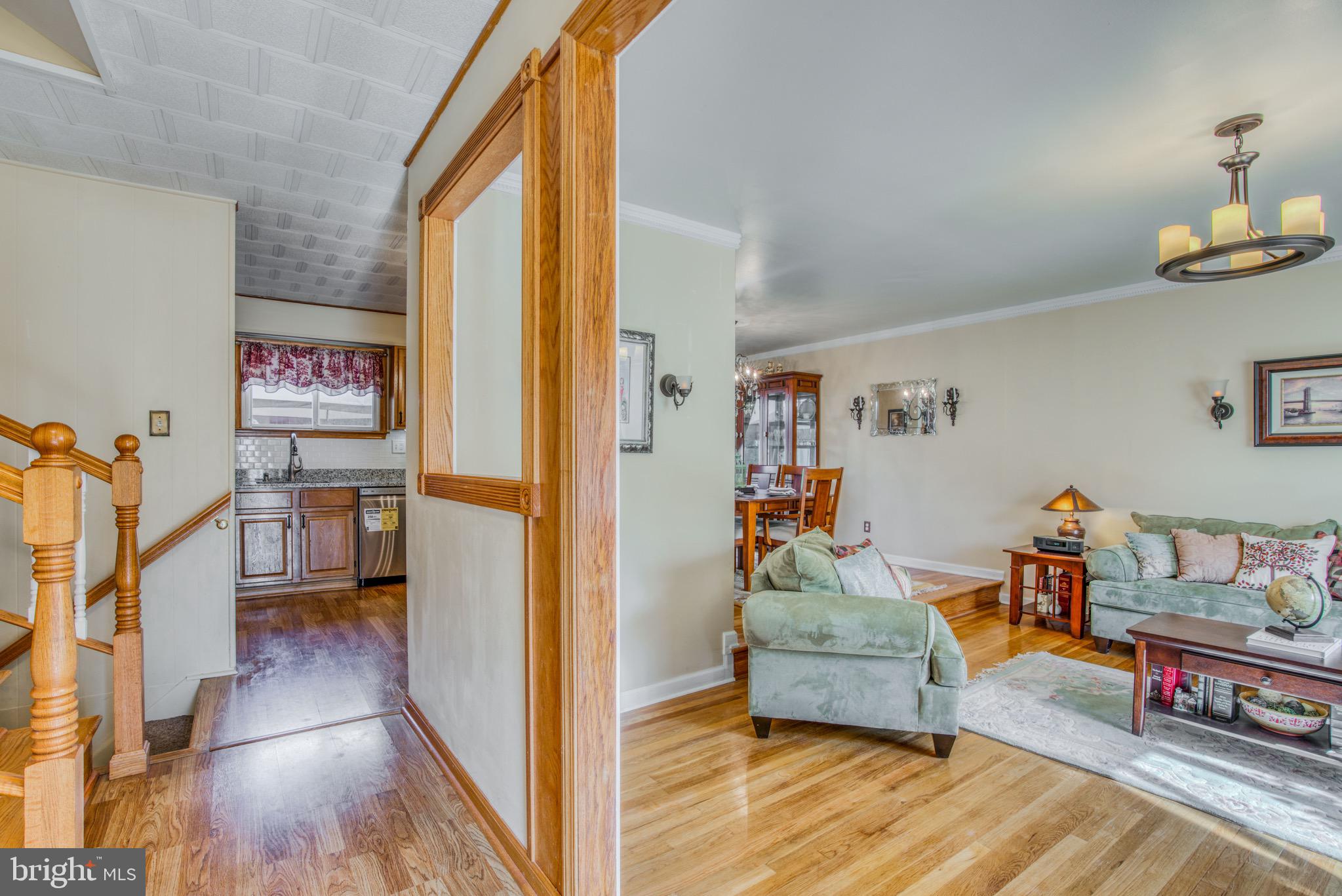 4419 Wynn Road Baltimore, MD 21236 - Photo 3 of 28