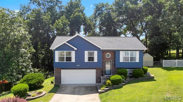 $279,900 | 2207 San Simeon Drive, Arnold, MO 63010