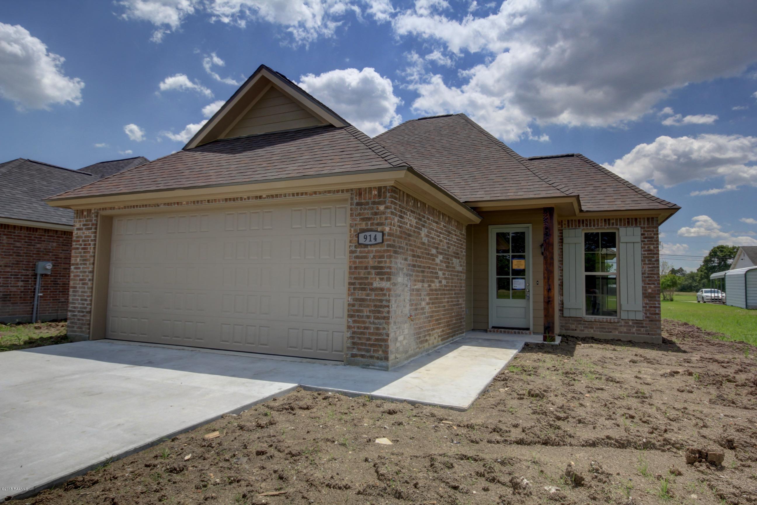 914 Russo Road New Iberia, LA 70563 - Photo 3 of 26 s__10