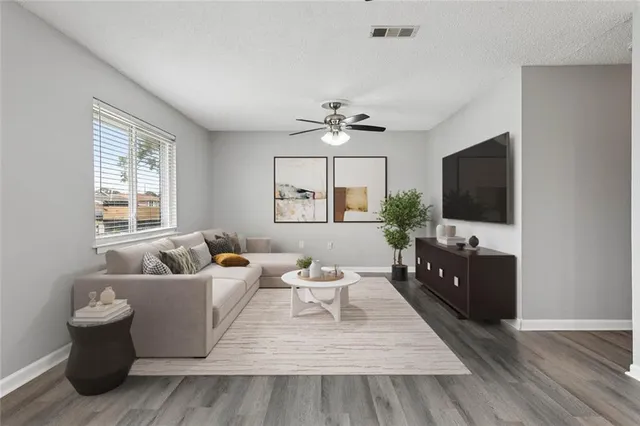 $200,000 | 4104 East Louisiana State Drive, Kenner, LA 70065