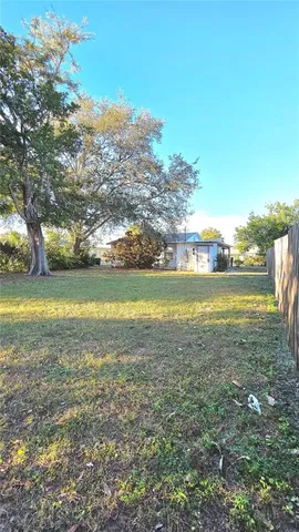 $1,900 | 1018 60th Avenue North, St. Petersburg, FL 33703