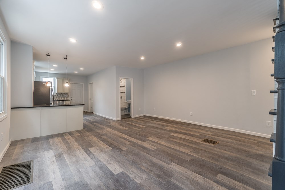 824 Perry Street Covington, KY 41011 - Photo 10 of 28 Gallery Image 10